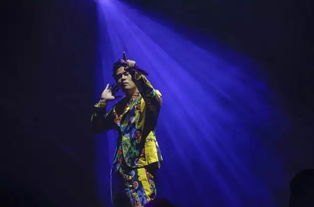 周杰倫演唱會引爆朋友圈 十萬人狂歡創全國紀錄，經紀公司深夜發文致謝